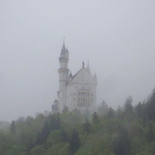 Frostmourne - Retracting  V.2