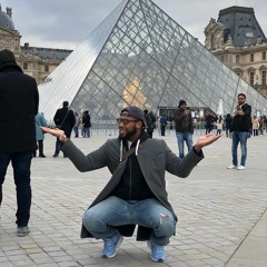 S4E16: Scoot Gang on Champs-Elysees | The Paris Guyde