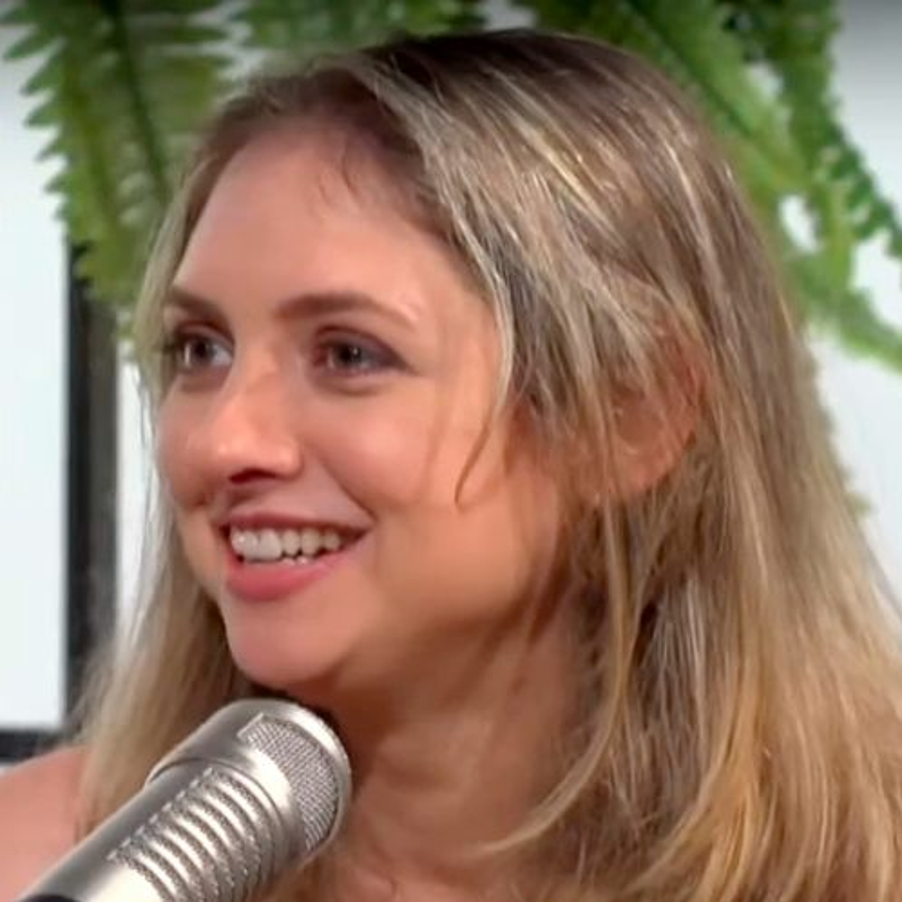 Mariana Fulfaro - Manual do Mundo // POUCAS #44
