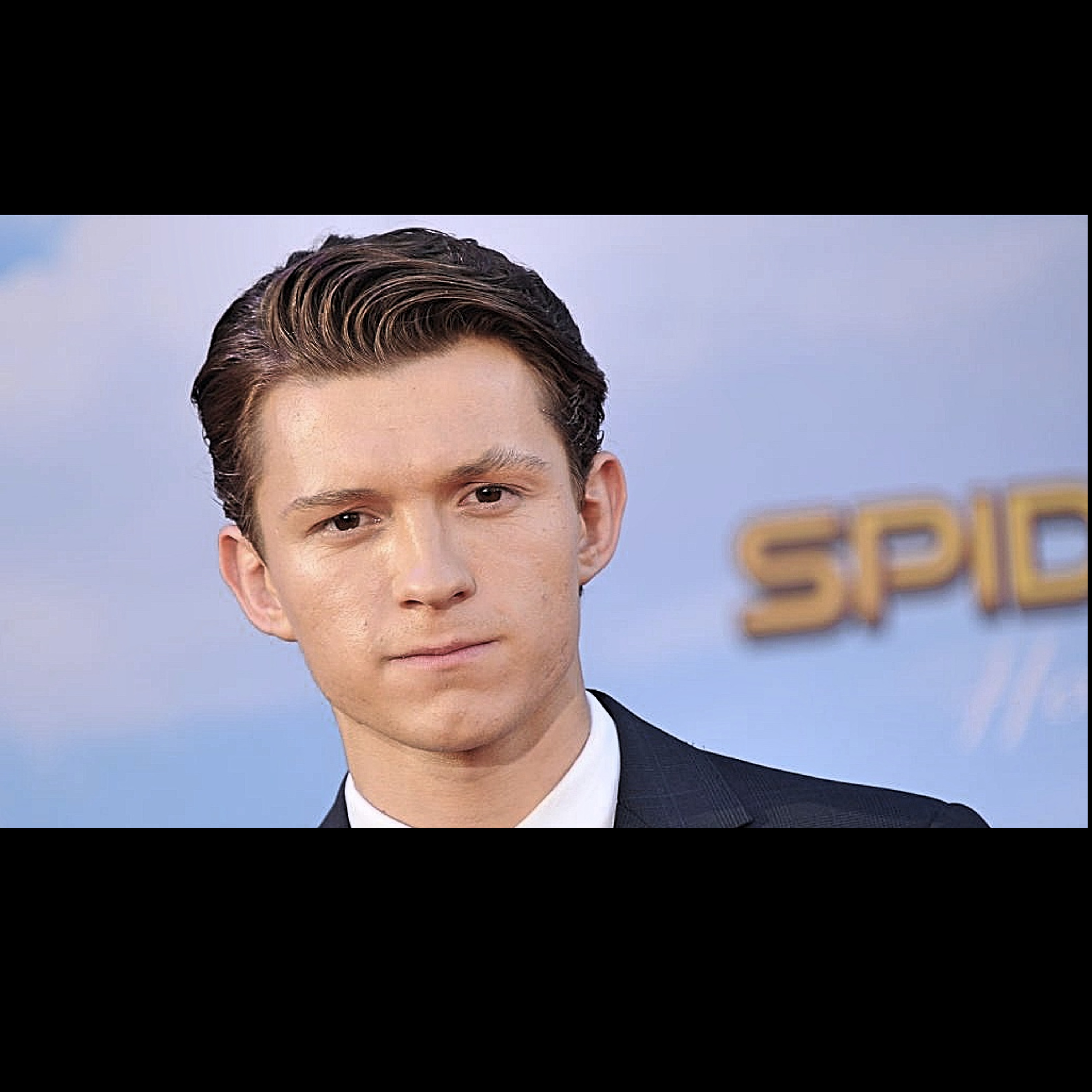 The BizzleCast Podcast by The Bizzle