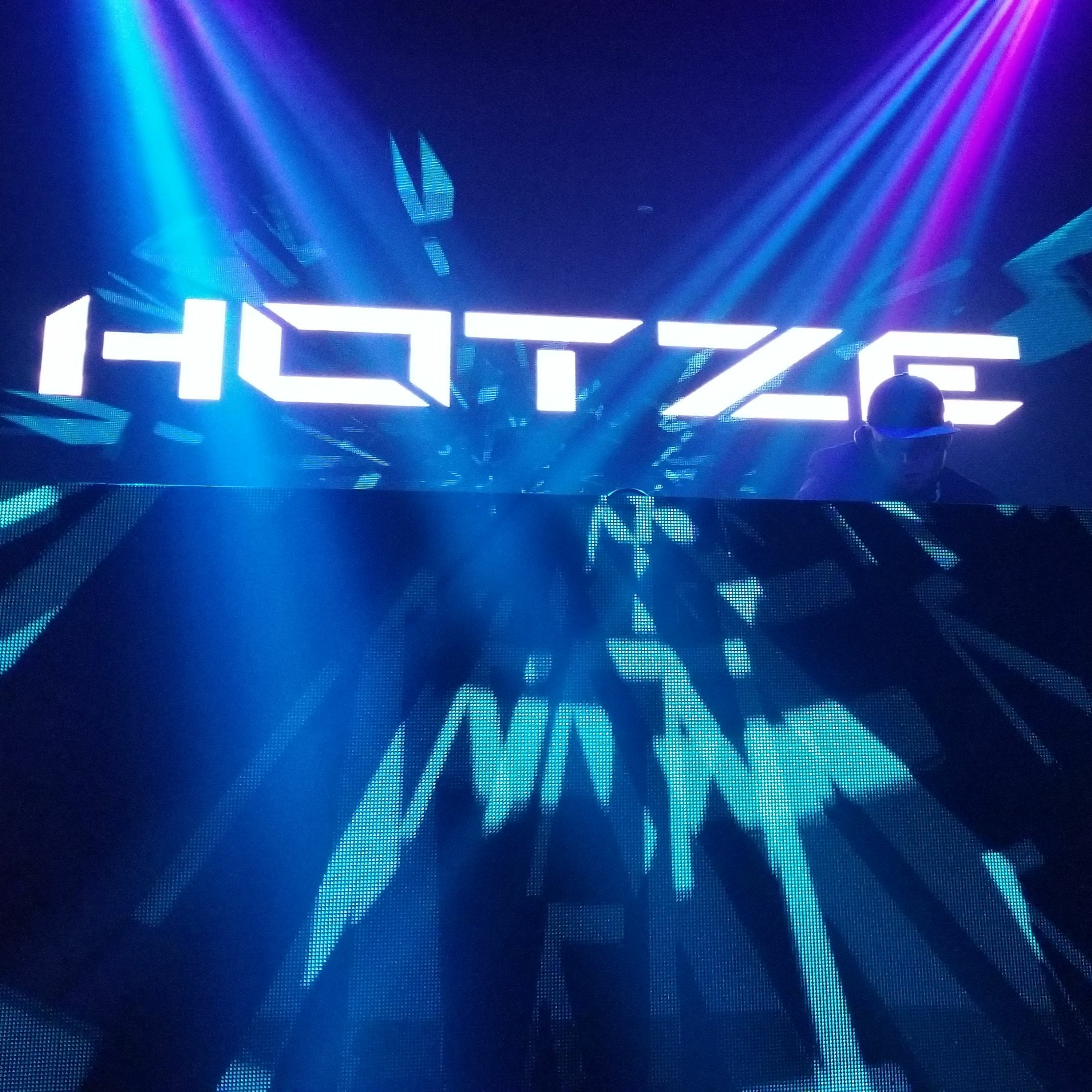 Hotze pres. Dichotomy Sessions