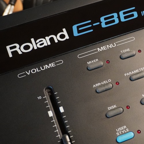 Stream Roland E-86 Demo Songs - Demo 3 by EpicLPer | Listen online for free  on SoundCloud