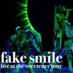 Ariana Grande Fake Smile,Make Up,Right There, Break Your Heart Right Back(Sweetener Tour)