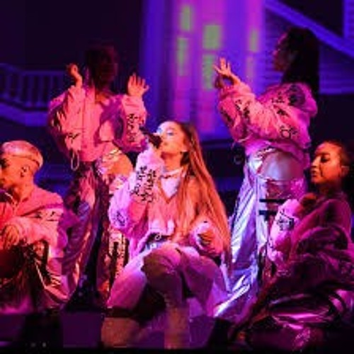 Here's Why Ariana Grande Signed Away 90% of Her '7 Rings' Royalties
