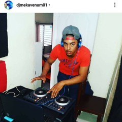 Omega el Fuerte-Festival De Caretas (En Vivo)..mp3