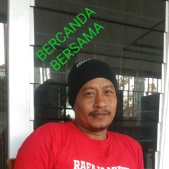 TERHANYUT DALAM KEMESRAAN