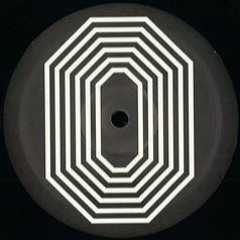 ONE039 SHAUN REEVES & TUCCILLO -  Smile (The Mole MMD Remix)