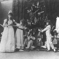 Unreliable Shape (Sugarplum detail)