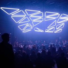 THIS IS TECHNO !