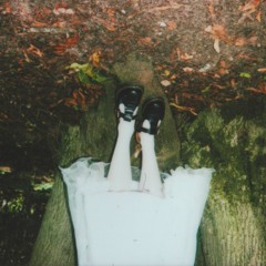 𝔐𝔶 𝔊𝔯𝔞𝔳𝔢𝔶𝔞𝔯𝔡 𝔊𝔯𝔩 ✞︎