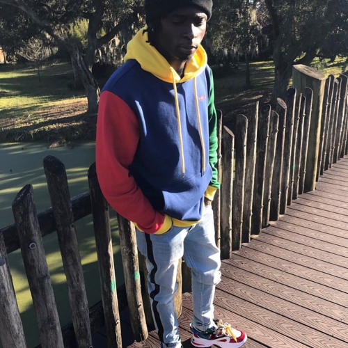 Stream Rondo Ron - Millions by Rondo Ron | Listen online for free on ...