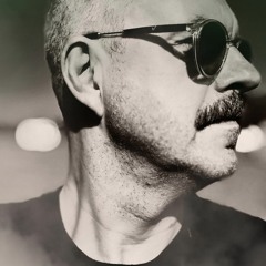 TRONIK YOUTH - MIX FOR SOFIA