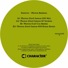 Premiere: Deetron 'Photon' (Carl Cox Remix)