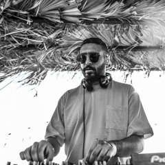 Club Vibes : Getting Darker - Michael Beiruty