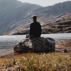 IPNØZ - The Island (feat. Yassine)