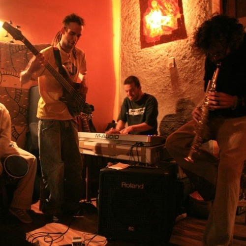 Banda: F.K.O. Tema: Drum in F minor
