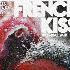 Oscar Wylde - French Kiss