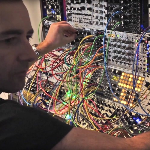 Sand Stones - (Modular and Behringer RD8 Live Jam)