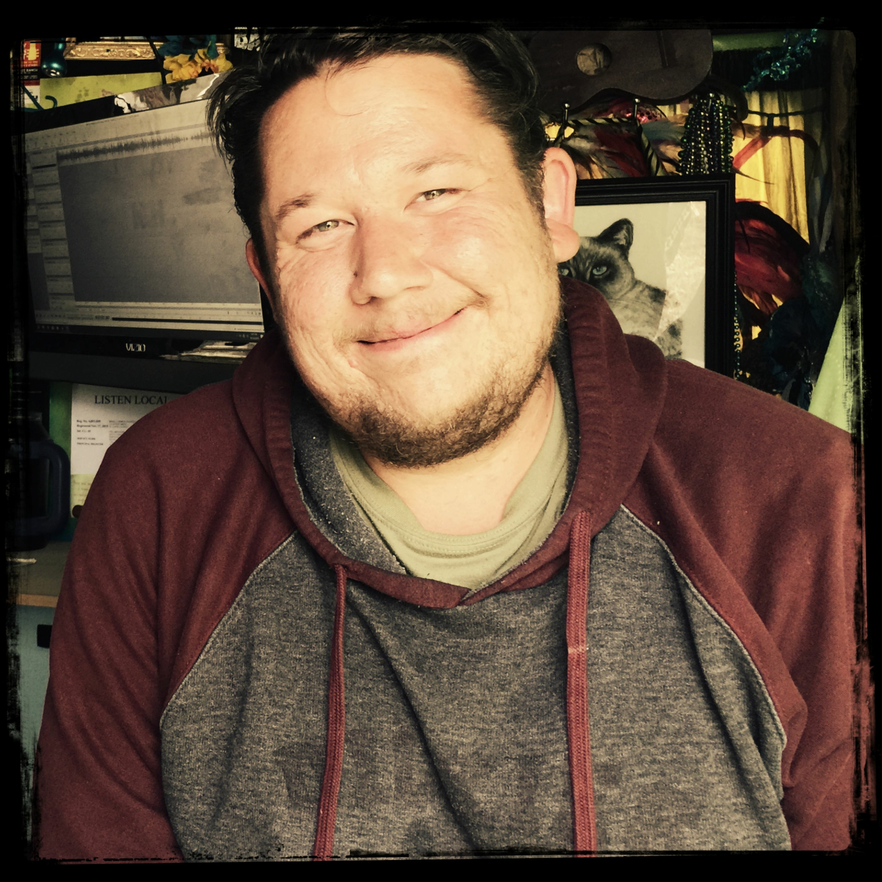 The Listen Local Show 10/16/19 featuring Thomas Lancaster episode artwork