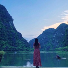 Ơi Con Sông Ngàn Phố - Thanh Mai
