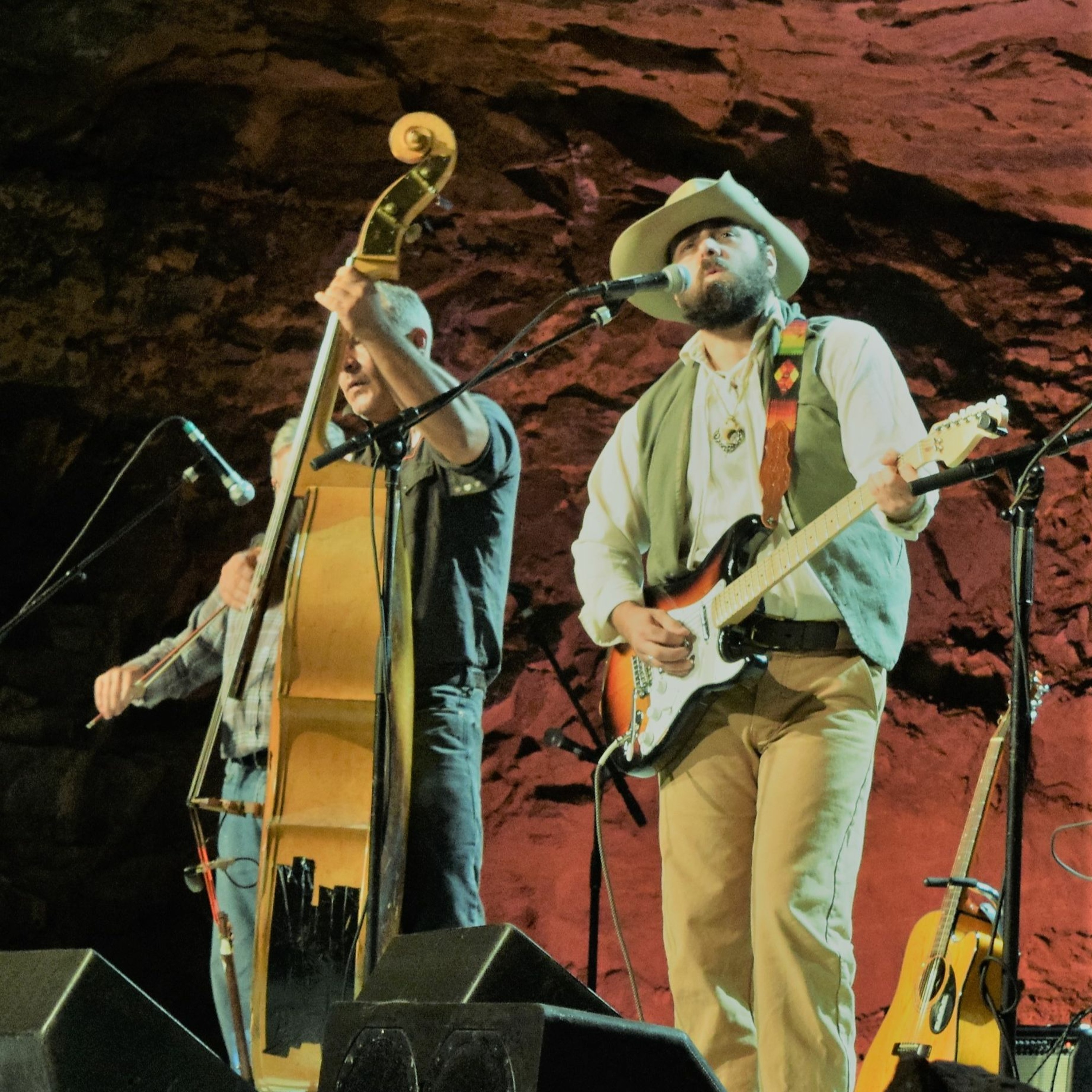 No ‘crystal ball’ for FMCSA’s post-Martinez future; Jason Lee Wilson live in a cave thumbnail