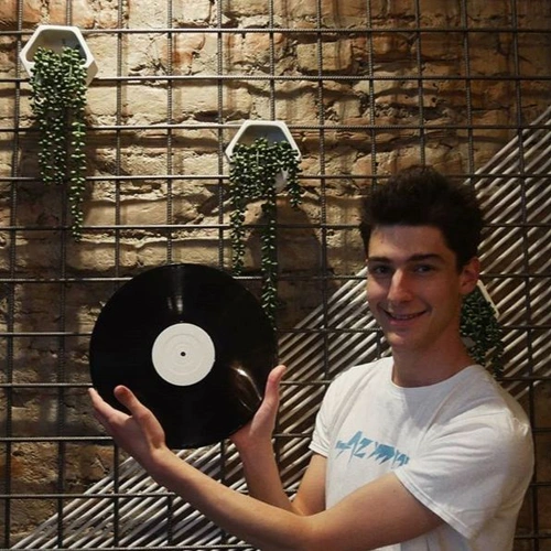 Liner Notes RadioShow Island of Light Soundcloud podcast image for