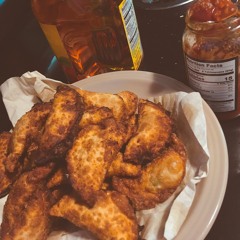 G - Apple Juice & Pastelitos