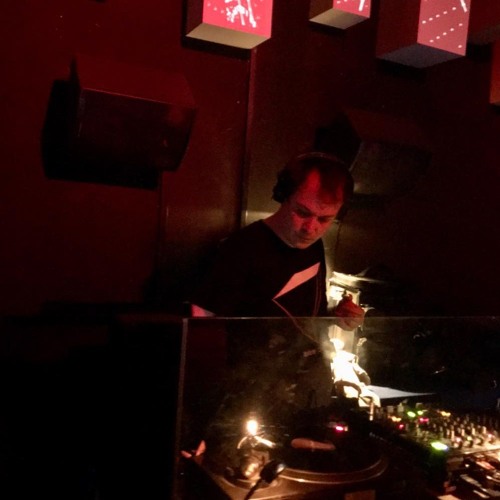 DJ Hirax (Reconstructing DVTN/Silbergold)