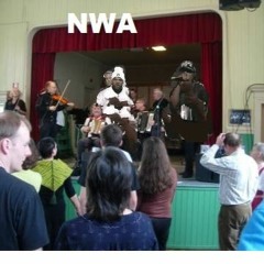 NWA - Chin Check Tusseladd