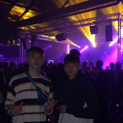 FIRST CLASS RAVER-MIX