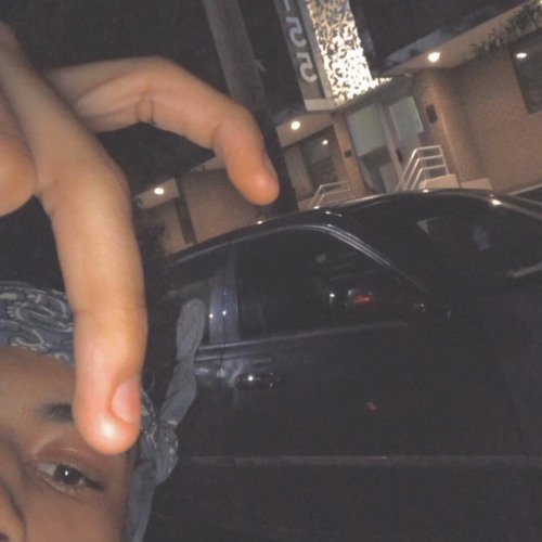 Izzy Loc - Pressure Feat. Mando Loc (AUDIO)