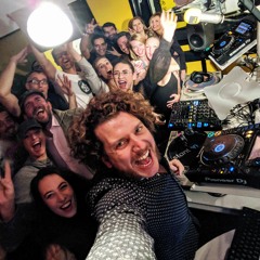 Radio FM4 - La Boum De Luxe