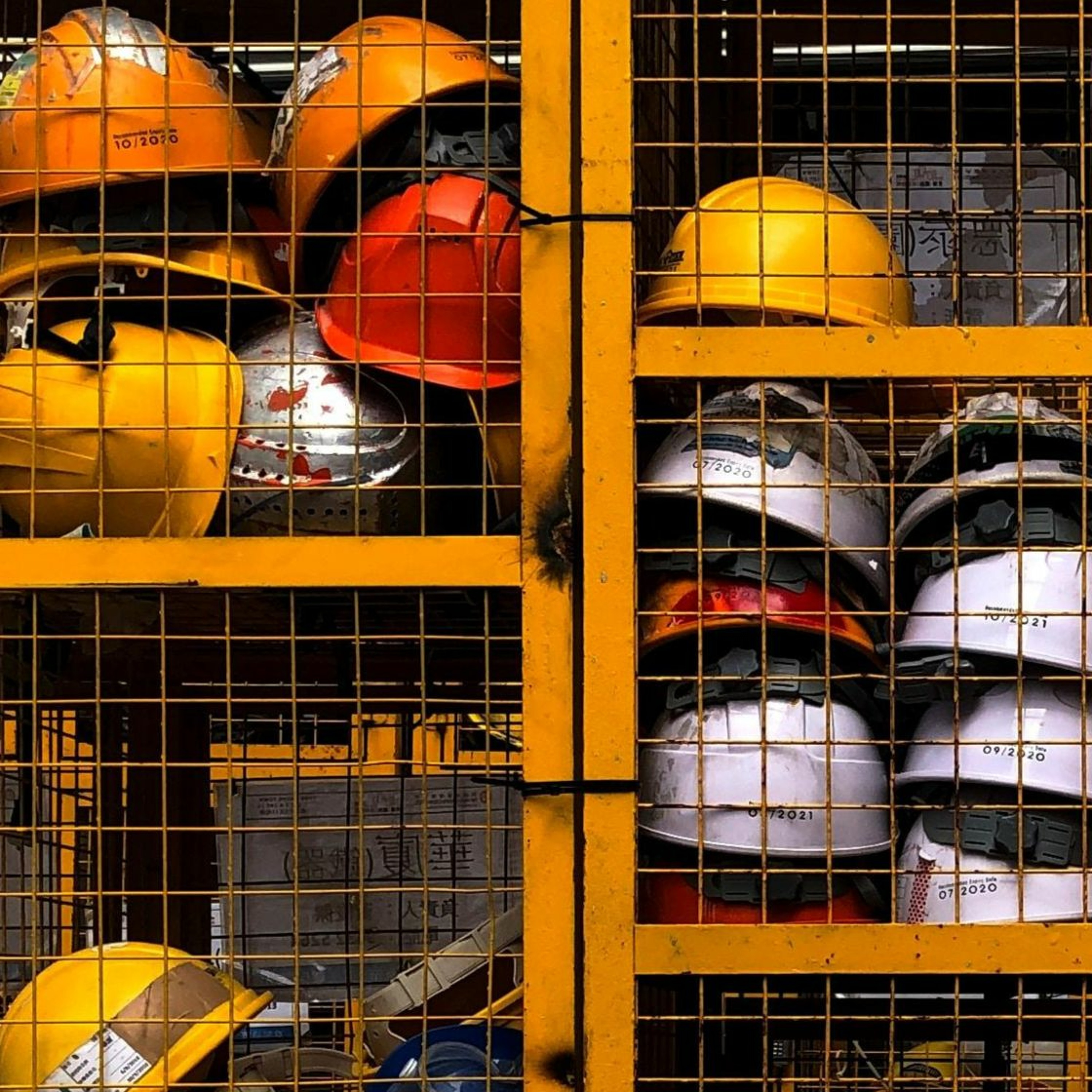 cover of episode How the waterfront dispute changed industrial relations in Australia