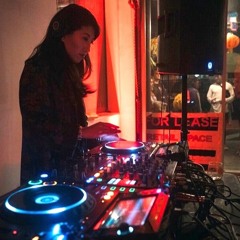 Sultry 2 Dark - Red Altar Experience - 1st set