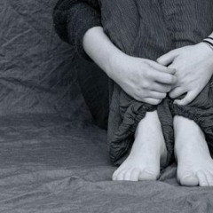Катування, побої, спроби зґвалтувати — жінка розповіла, як з наркозалежними поводяться в поліції