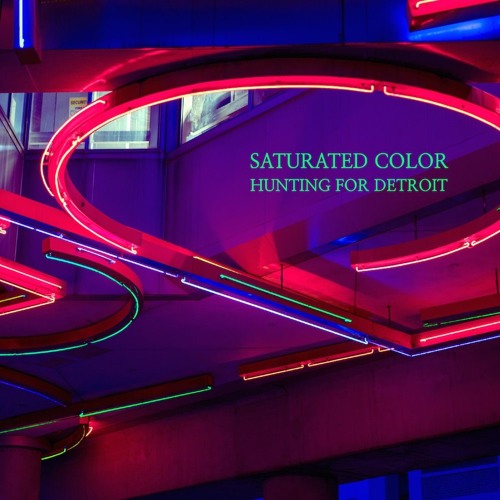 PREMIERE: Saturated Color - Junkie