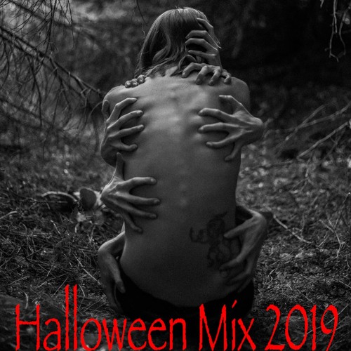 Halloween Mix 2019 - Rowan Bear