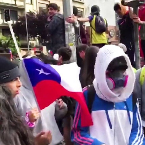 Masivas protestas en Chile denuncian décadas de crisis social generada por el neoliberalismo