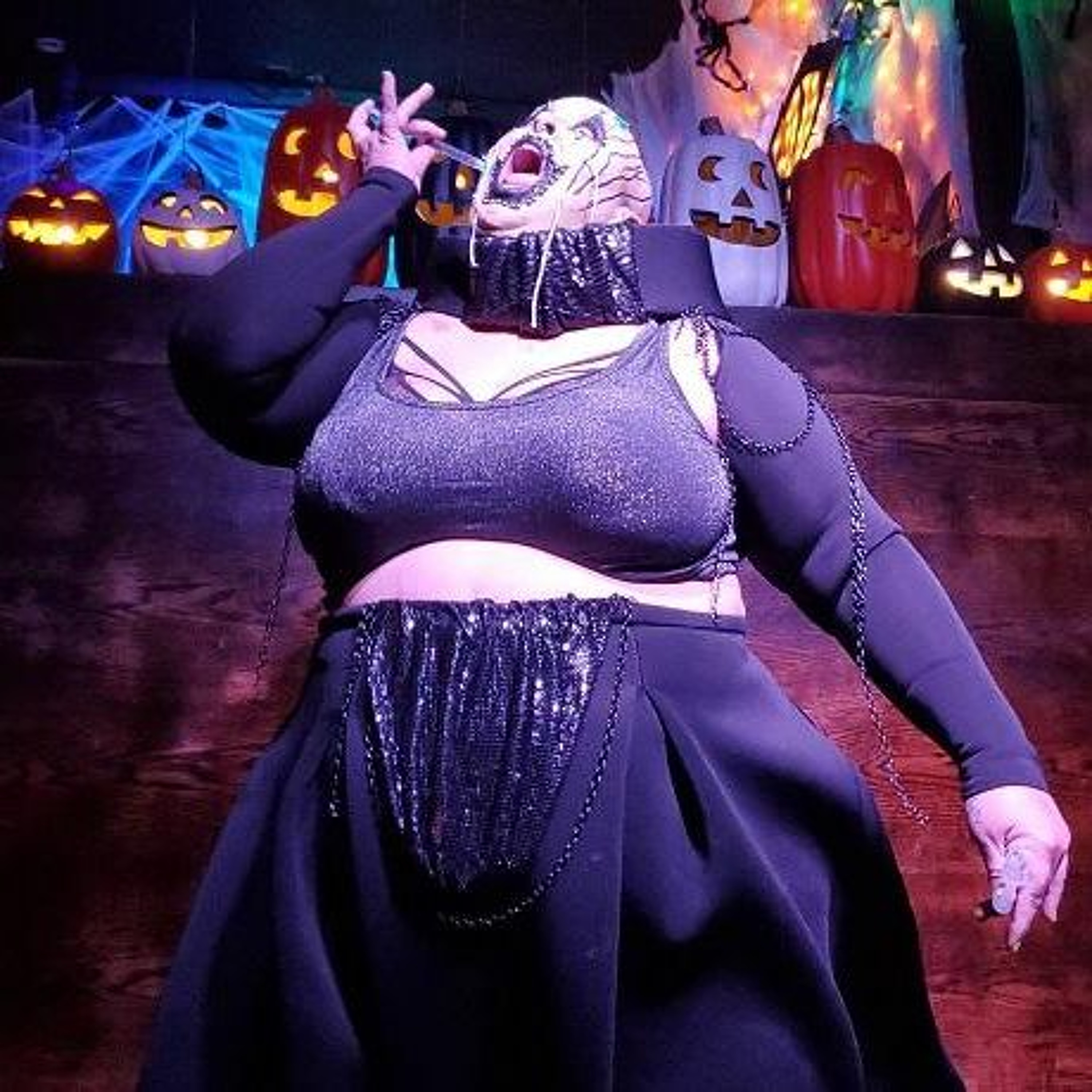 Hollow Eve Brings San Francisco’s Filth And Horror To "Dragula" episode artwork