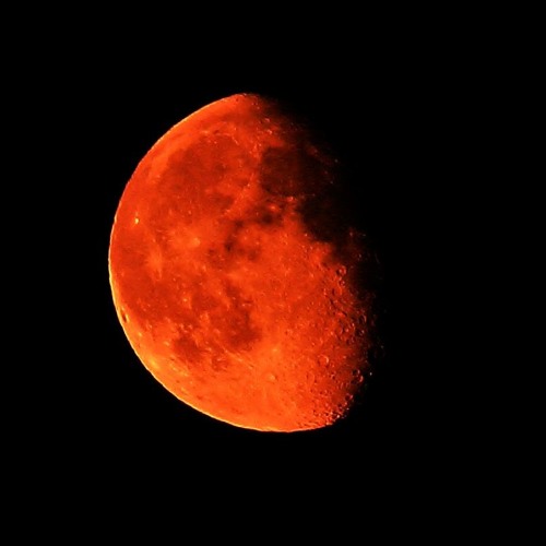 red moon