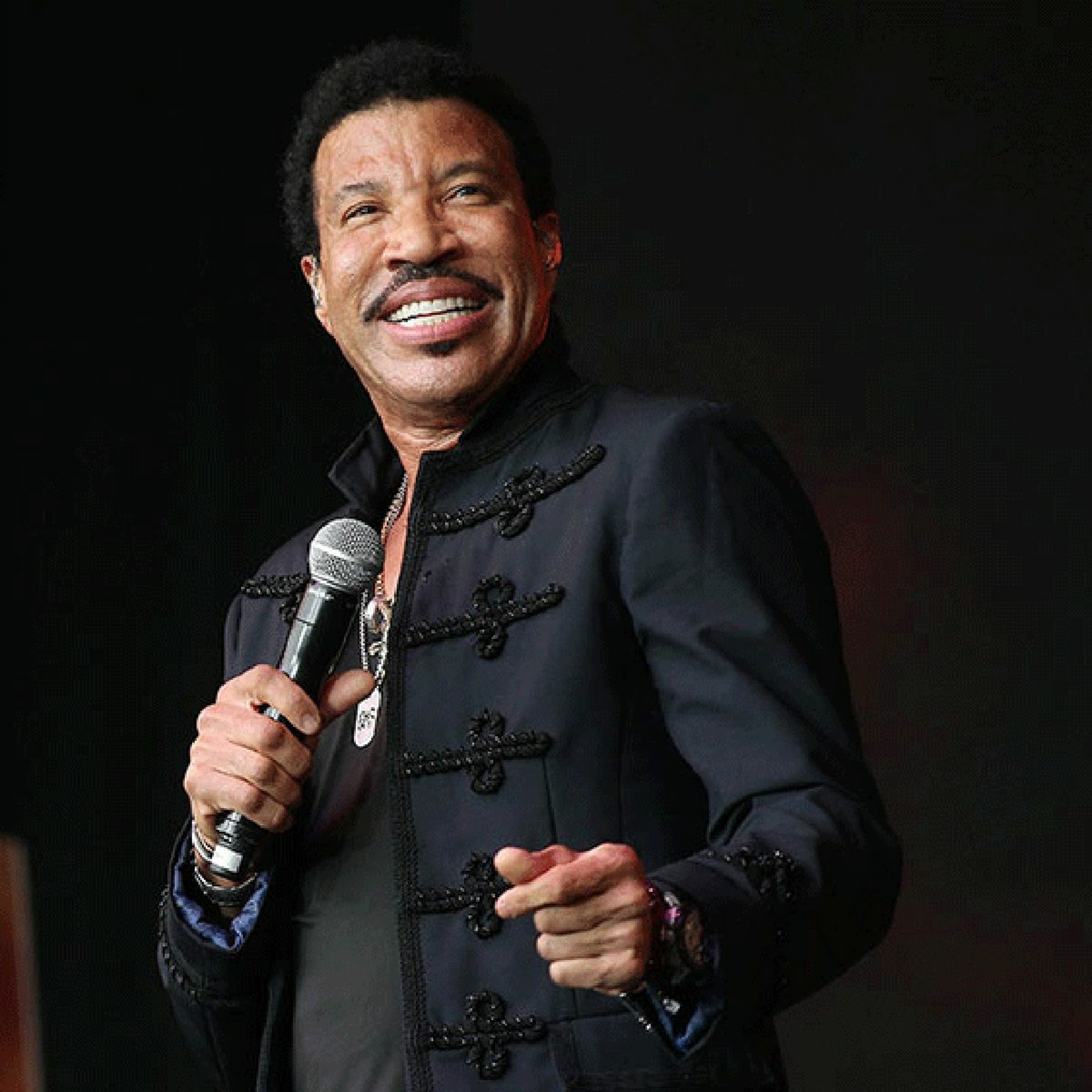 3HitsMixed 011 Lionel Richie - American Idol