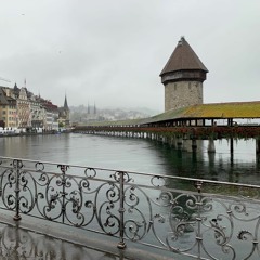 Rainy morning walk in Luzern