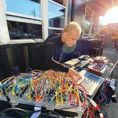 2MR Transmission With Hans Berg (Live)  @ The Lot Radio 11 - 02 - 2019