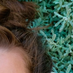 da li u njoj živiš sama?