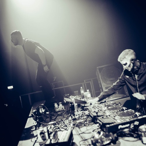 Shugz VS David Rust LIVE @ Kill Your Idols Halloween Edition, The Telegraph Building, Belfast