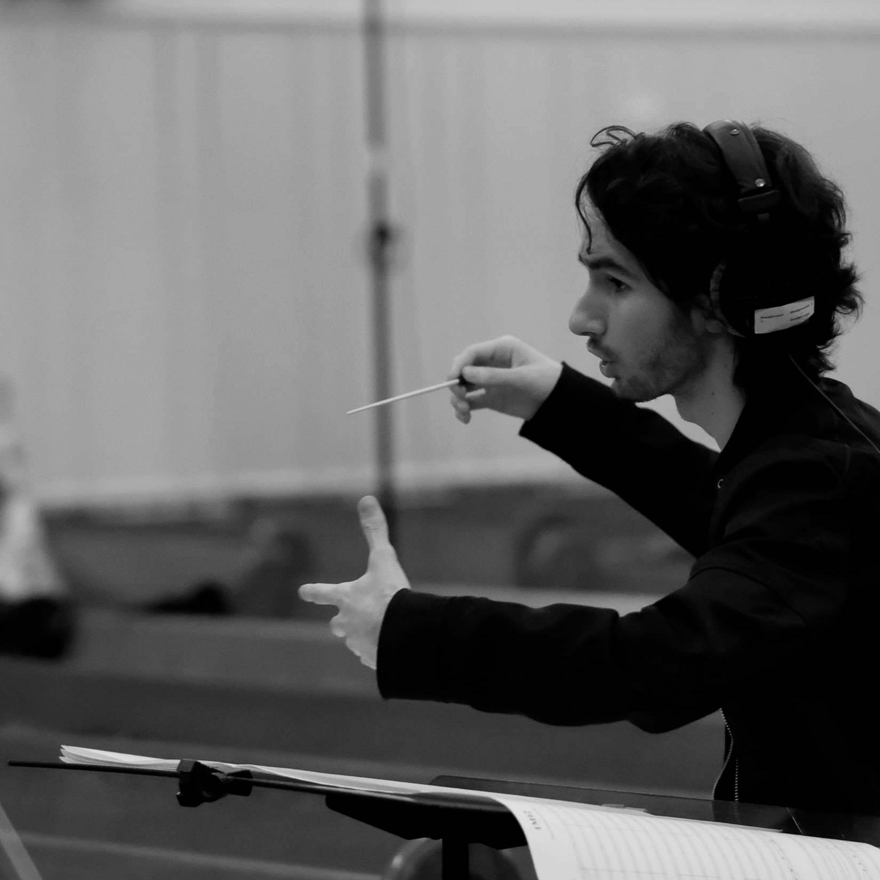 cover of episode Film Composer Pedro Osuna Reinvents Himself with Each Score