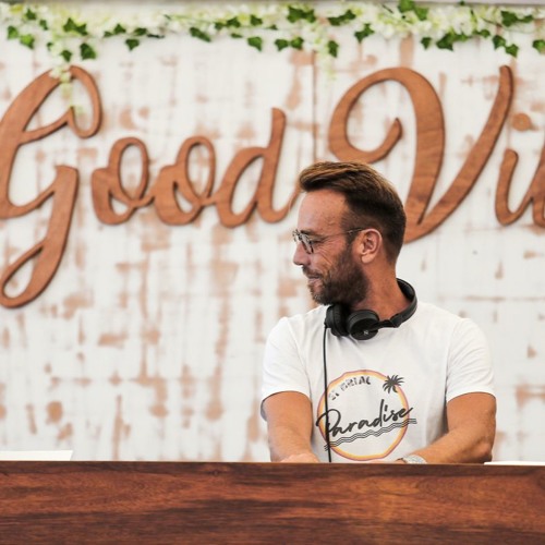 ☀️ᒪᑌᗷᗴᖇOᑎ☀️