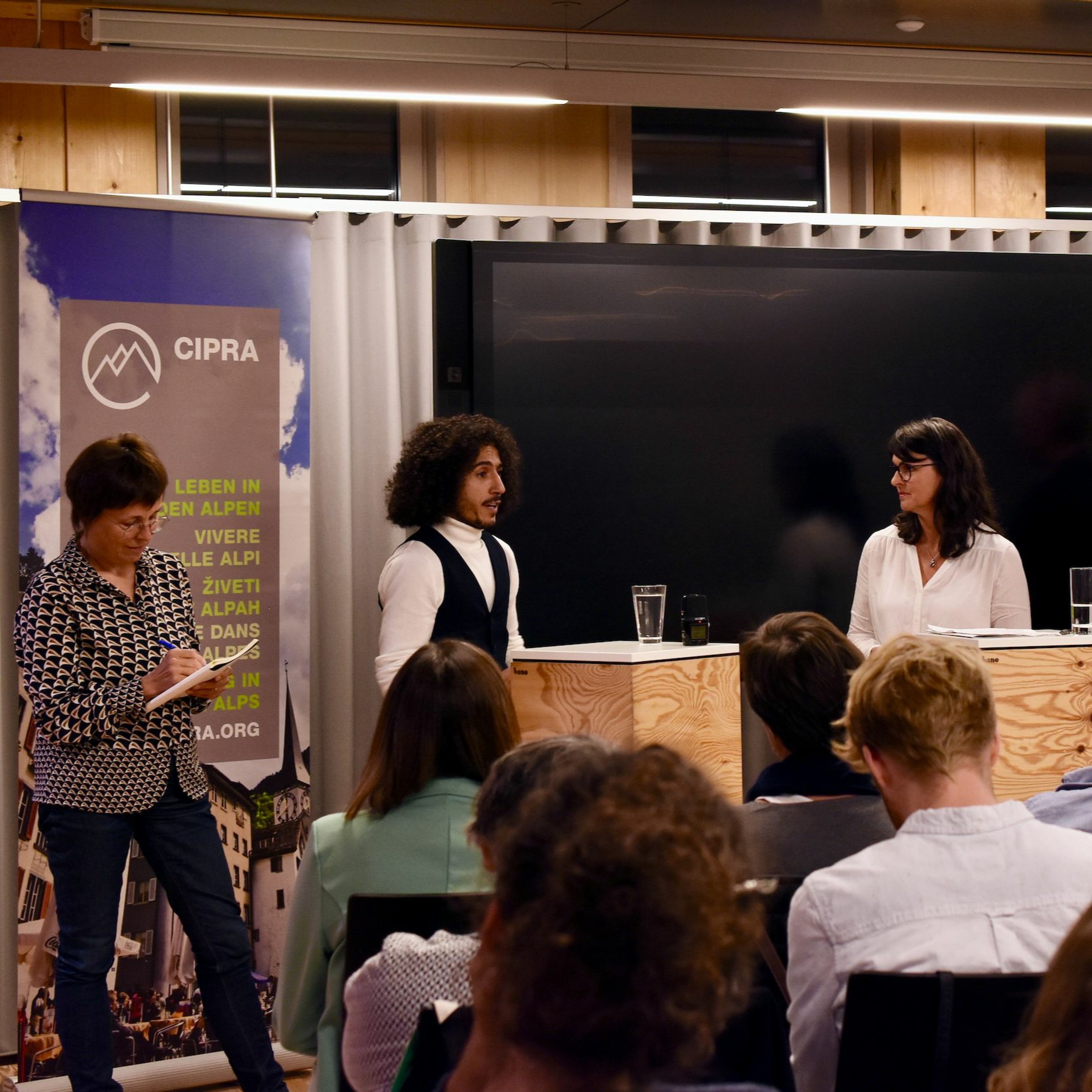 Audible Alps - CIPRA Podcast: Interviews, background talks and voices from all Alpine countries: Listen to this and more in the podcast of the International Commission for the Protection of the Alps.