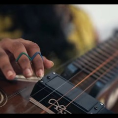 Aaradhike_ambili_acoustic_cover_by_vaishnavi_kannan