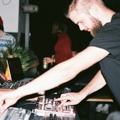 27.09.19 ~  bekø LIVE